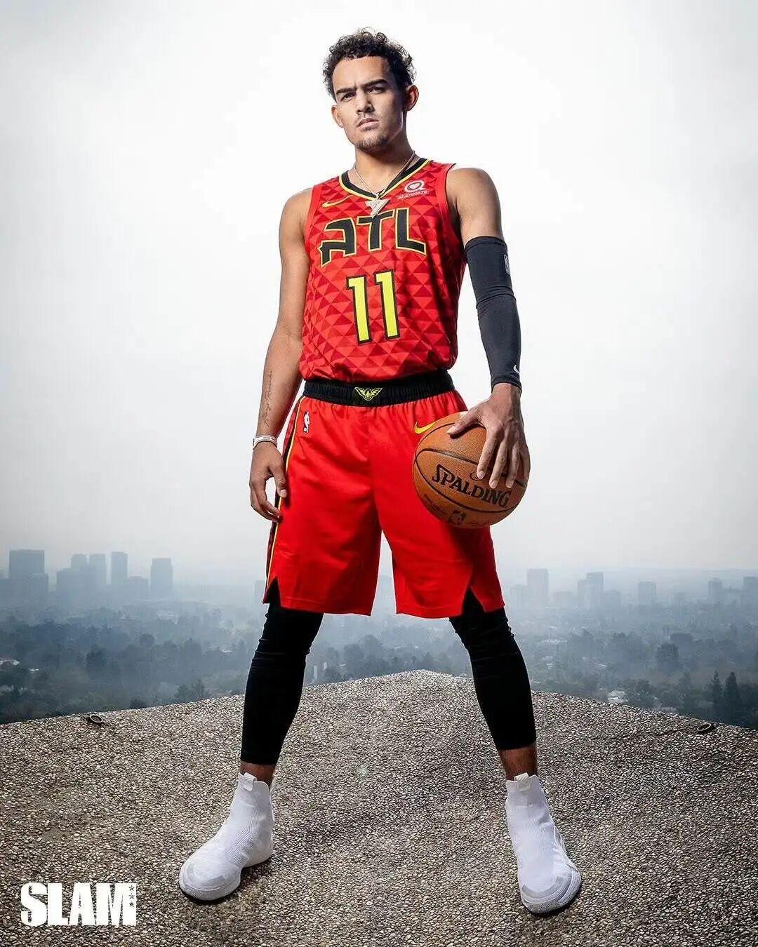 开云体育官网-新生代签名鞋！讨论度极高！已无下文...