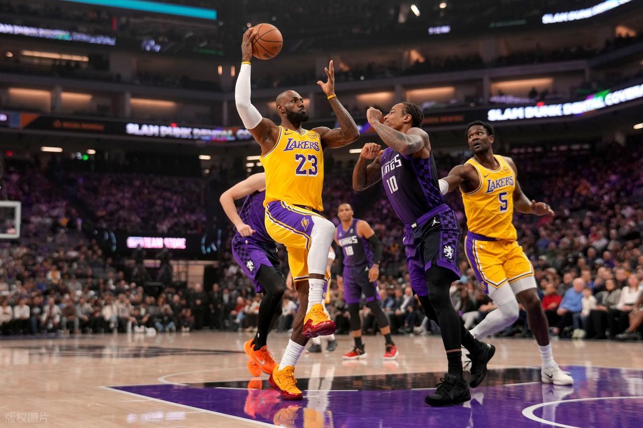 开云体育app-耻辱输球！詹姆斯根本不防守！威少复仇湖人，东契奇空砍42+7+8+4