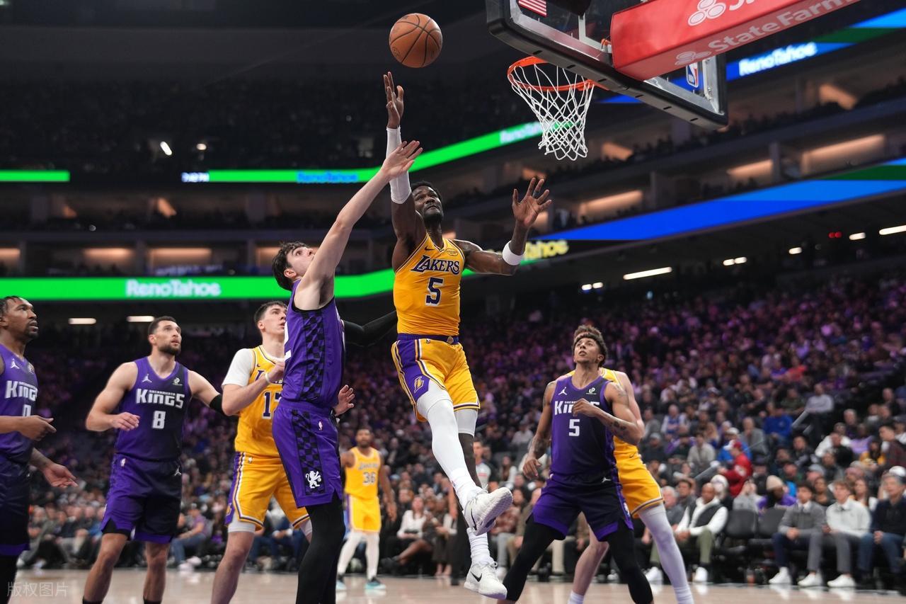 开云体育app-耻辱输球！詹姆斯根本不防守！威少复仇湖人，东契奇空砍42+7+8+4