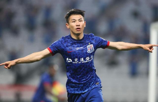 开云体育下载-【足协杯】于汉超破门晏新力染红 申花1比0泰山夺冠